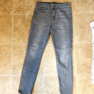 Gap jeans size 29 regular skinny gray woman’s teen